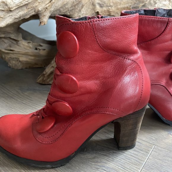 Miz Mooz Red Ankle Boot Barcelona Collection Size 7 (37.5) - Picture 10 of 13
